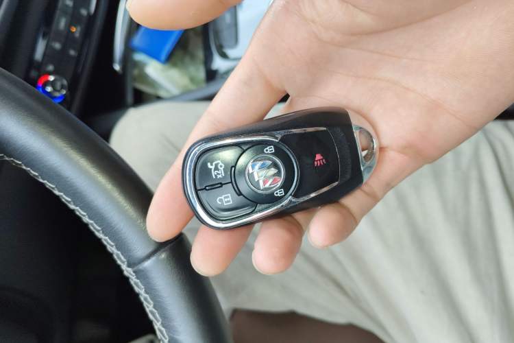 Used Buick Regal 2020 552T Luxury Version
