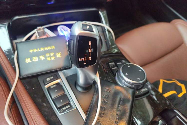 Used BMW 5 Series 2014 535Li Leading Model