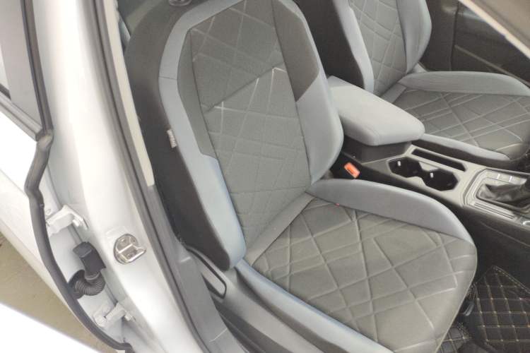 Used Volkswagen Lavida 2023 1.5L Automatic De Yi Edition