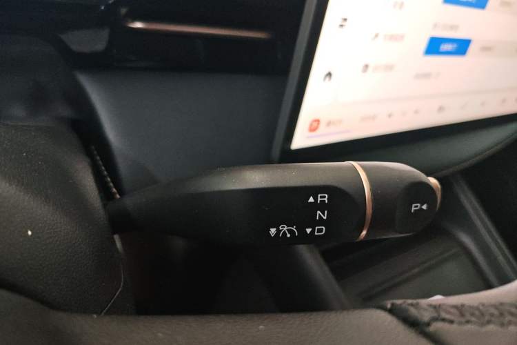 Used Baojun Yunhai 2024 500km Pure Electric Version Gear Lever