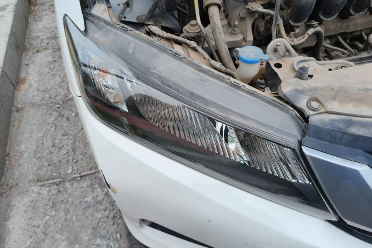 Used Honda City 2017 1.5L CVT Comfort Version Right Front Headlight