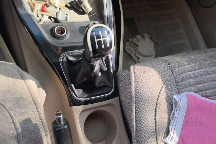 Used Wuling Hongguang 2014 1.5L S Luxury Model Gear Lever