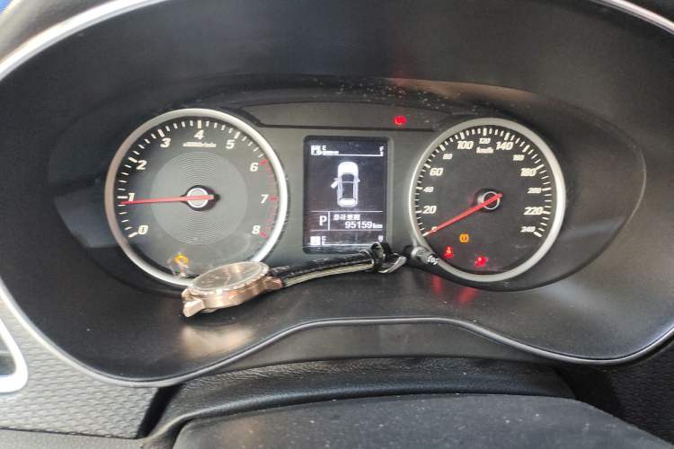 Used Baojun 730 2019 1.5T CVT Fashion Model 7 Seats China V Emission Standard
