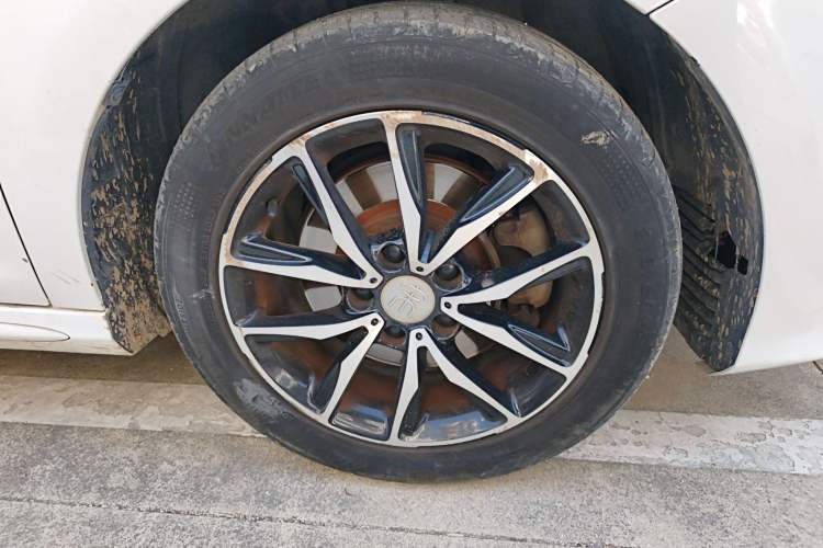 Used BYD Song MAX 2017 1.5T Automatic Smart Connect Prestige 7-Seater
