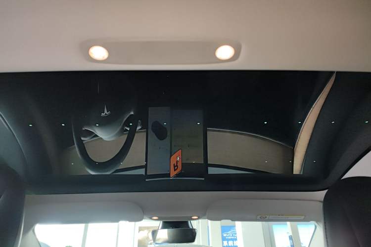 Used Tesla Model 3 2021 Standard Range Rear-Drive Upgraded Version
