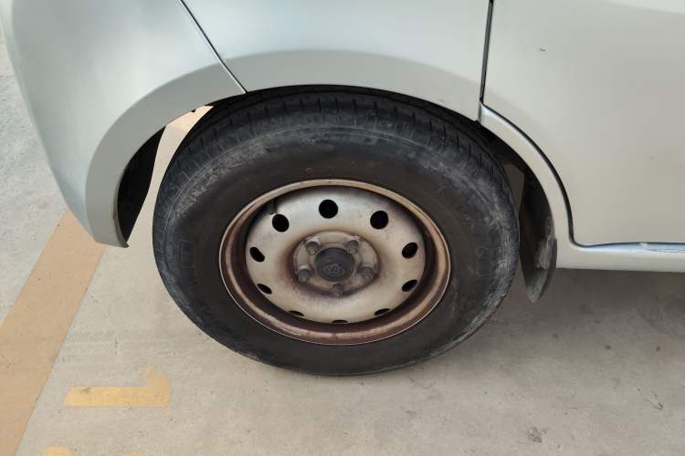 Used CHANGAN KAICHENG Xingka 2021 1.5L Base Model Long-Wheelbase Single-Cab JL473QH Left Front Wheel Hub