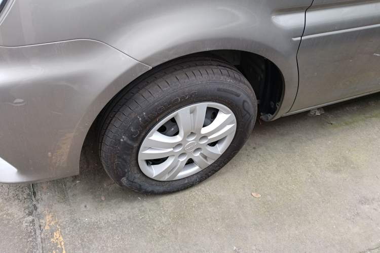 Used FORTHING Lingzhi 2024 M5L 1.5T Manual Base Model 7 Seats
