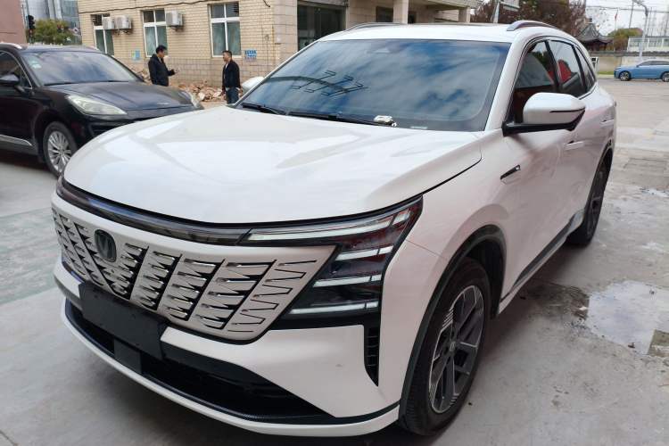 Used CHANGAN CS75 PLUS 2025 4th Generation 1.5T New Blue Whale Smart Luxury Edition