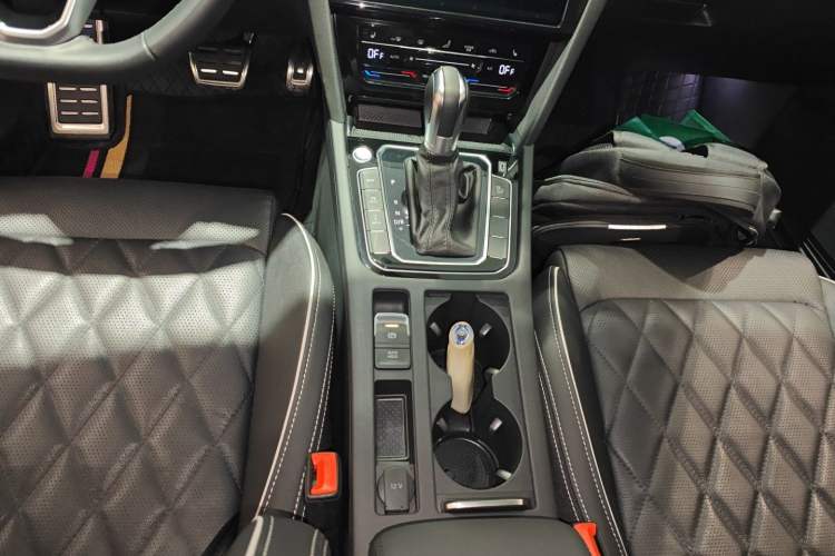 Used Volkswagen Magotan GTE Plug-in Hybrid 2022 GTE Luxury Model