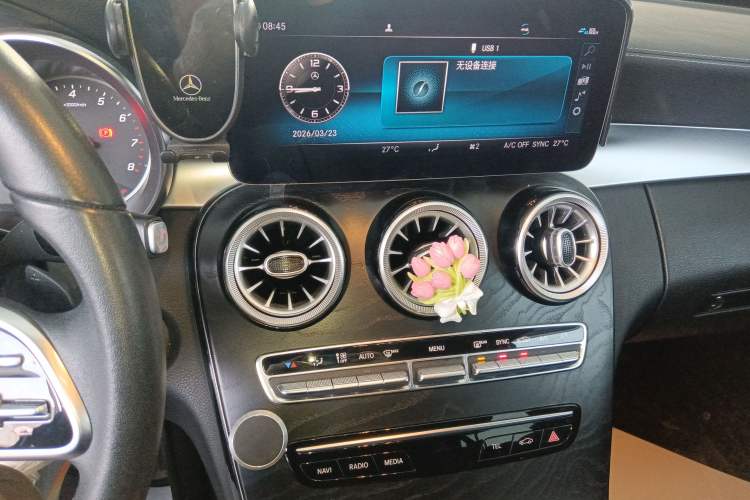 Used Mercedes-Benz C-Class 2019 C 180 L Fashion Edition Sport Version Audio And AC Panel