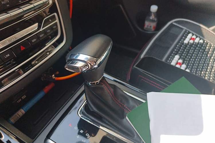 Used BAIC Beijing X5 2018 1.5T CVT Elite Version National V Gear Lever