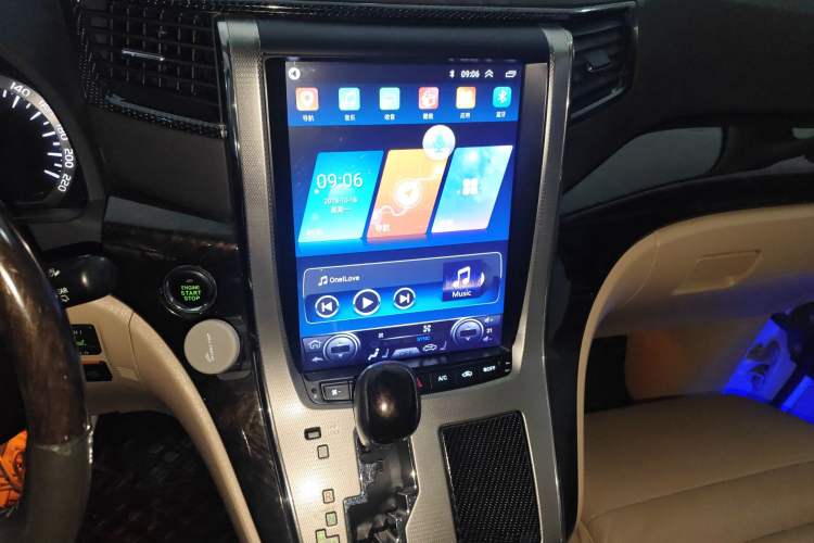 Used Toyota Alphard 2011 3.5L Luxury Edition Audio And AC Panel