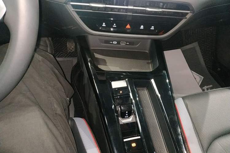 Used Volkswagen Lamando 2024 Lavida L 280TSI DSG Spicy Edition Gear Lever