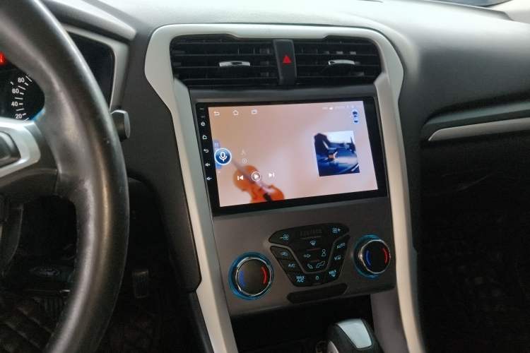 Used Ford Mondeo 2013 1.5L GTDi180 Fashion Edition Audio And AC Panel