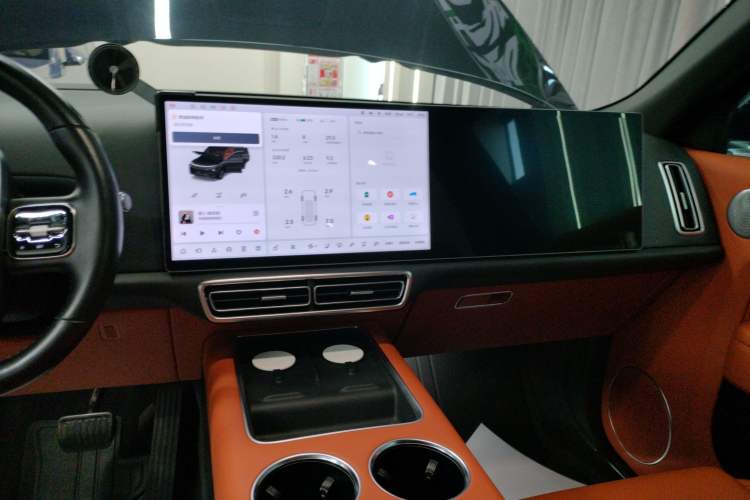 Used Li Auto L8 2023 Pro Model
