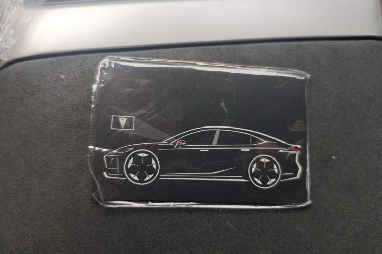 Used Deepal G318 2024 Four-Wheel-Drive Air Suspension Model