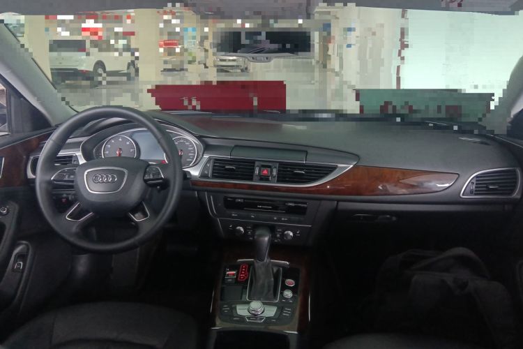 Used Audi A6L 2017 30 FSI Comfort Model Center Console