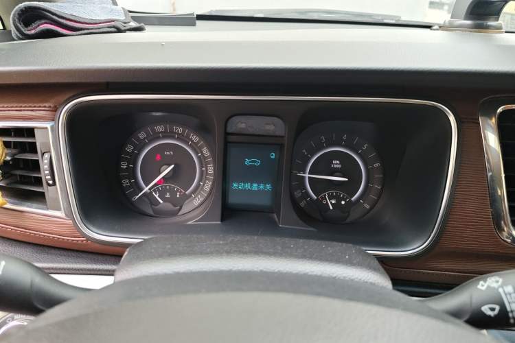 Used Buick GL8 2017 25S Luxury Version China V Standard Instrument Cluster