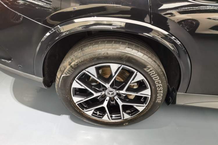 Used Mercedes-Benz GLC 2023 GLC 260 L 4MATIC Luxury Model 5 Seats