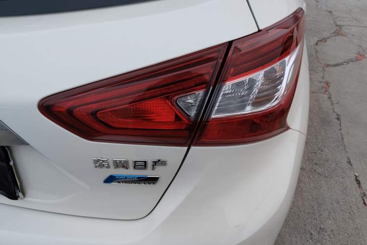 Used Nissan Tiida 2020 1.6L CVT Cool Edition
