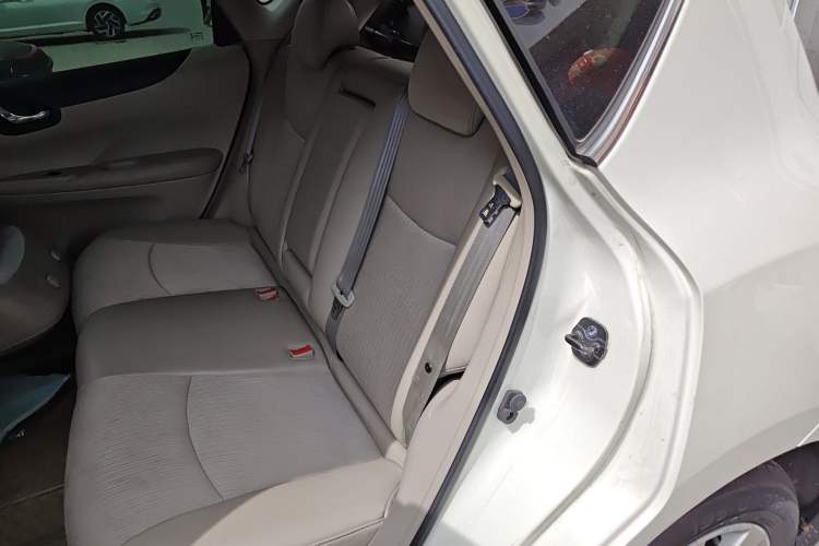 Used Nissan Tiida 2011 1.6L CVT Smart Version