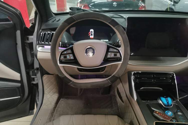 Used BYD Tang New Energy 2025 Intelligent Driving Version DM-i 115KM Prestige Edition Steering Wheel
