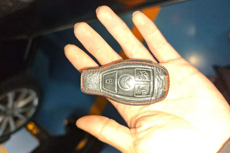 Used Mercedes-Benz S-Class 2012 S 300 L Business-Class Grand Edition Vehicle Key