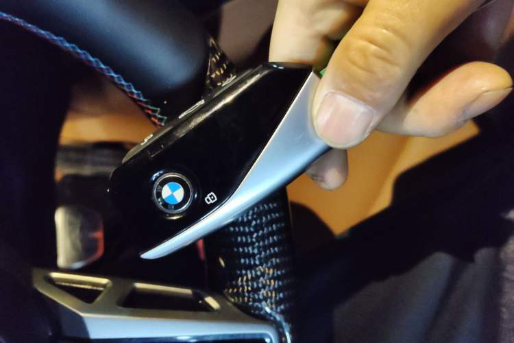 Used BMW 7 Series 2023 735Li M Sport Package Vehicle Key