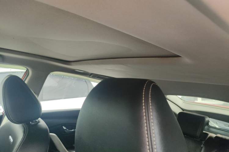 Used Venucia T90 2017 2.0L CVT Smart Edition