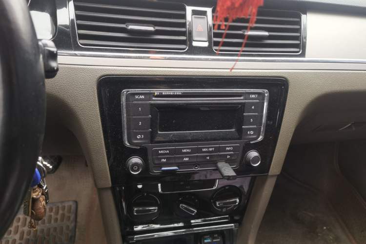 Used Volkswagen Bora 2013 1.6L Manual Comfort Model