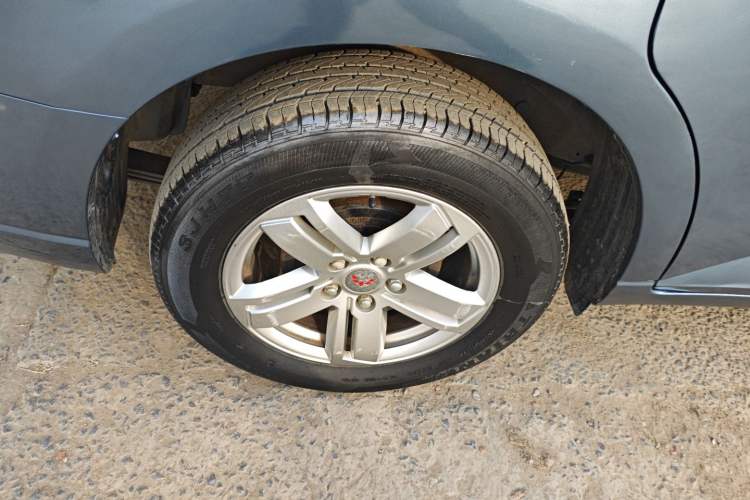 Used Wuling Hongguang PLUS 2020 1.5L Manual Comfort 7-Seater