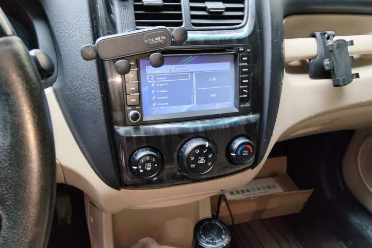 Used Kia Sportage 2012 2.0L Manual Two-Wheel Drive GL Trim