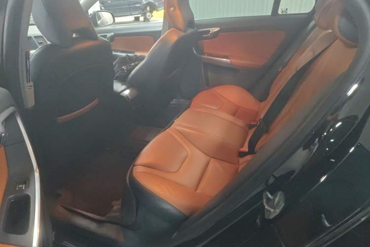 Used Volvo S60 2016 S60L T4 Zhiyuan Edition Left Rear Seat