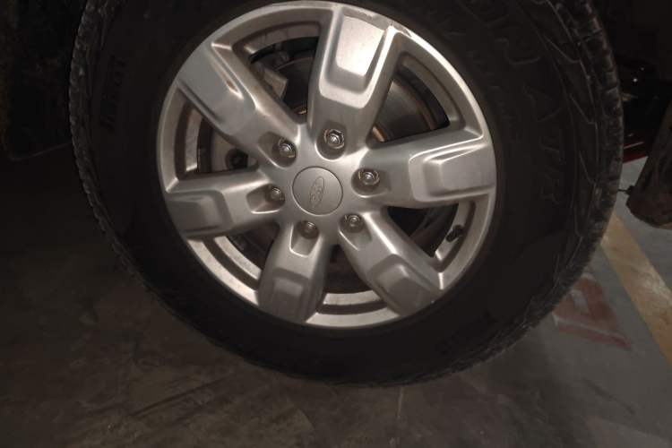 Used Ford Everest 2017 2.0T Gasoline Automatic 4x4 Elite Edition 5 Seats