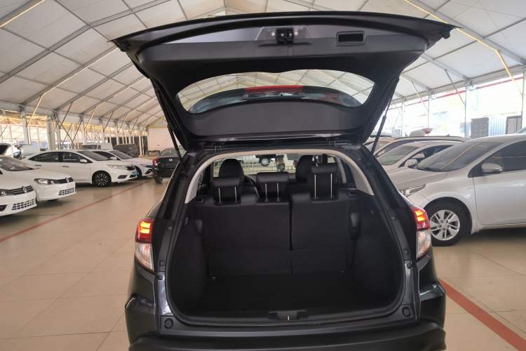 Used Honda Vezel 2020 1.5L CVT Luxury Edition
