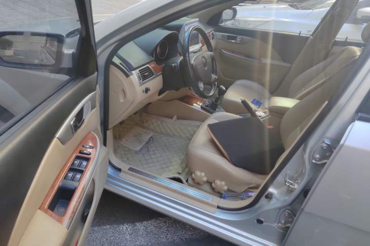 Used Buick Excelle 2011 1.6 LE-MT
