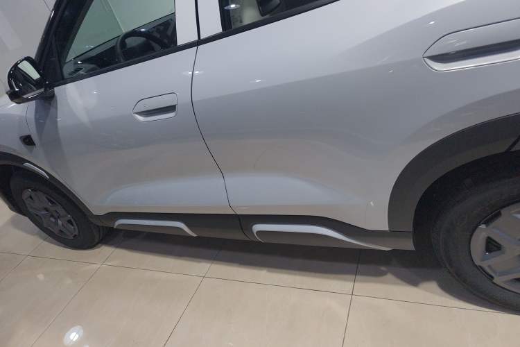 Used BYD Yuan UP 2025 Intelligent Driving Version 401 KM Dynamic Edition
