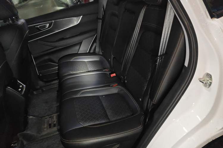 Used Chery Tiggo 8 2024 Honor Edition 230TCI Manual Advanced Version 5 Seats
