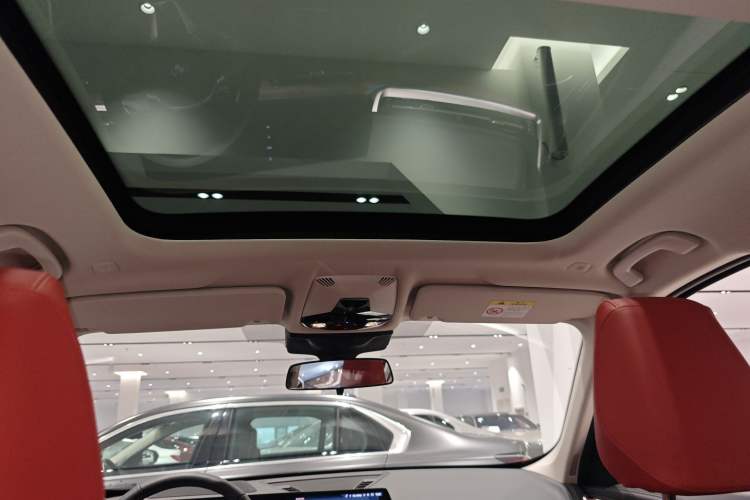 Used BMW iX1 2023 xDrive30L X Design Package Headliner