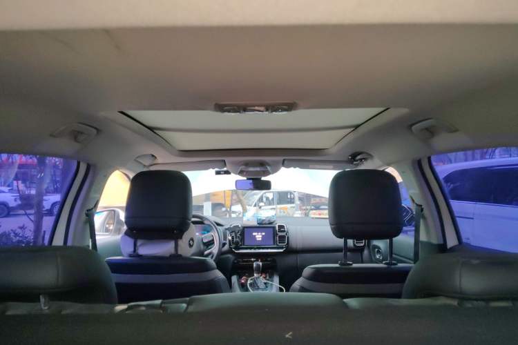 Used Citroen C5 AIRCROSS 2017 350THP Fashion Edition Headliner