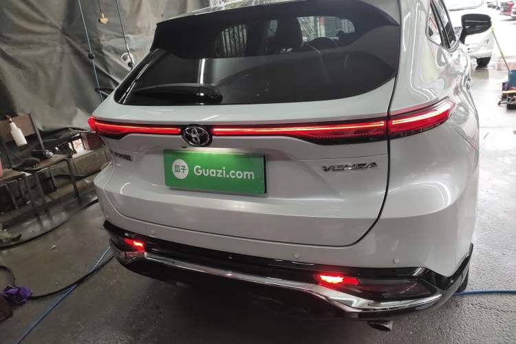 Used Toyota Venza 2023 2.0L CVT Two-Wheel Drive Prestige Version
