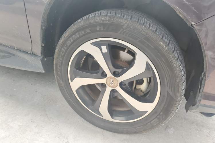 Used BYD S7 2016 2.0T Automatic Flagship Plus Right Front Wheel Hub
