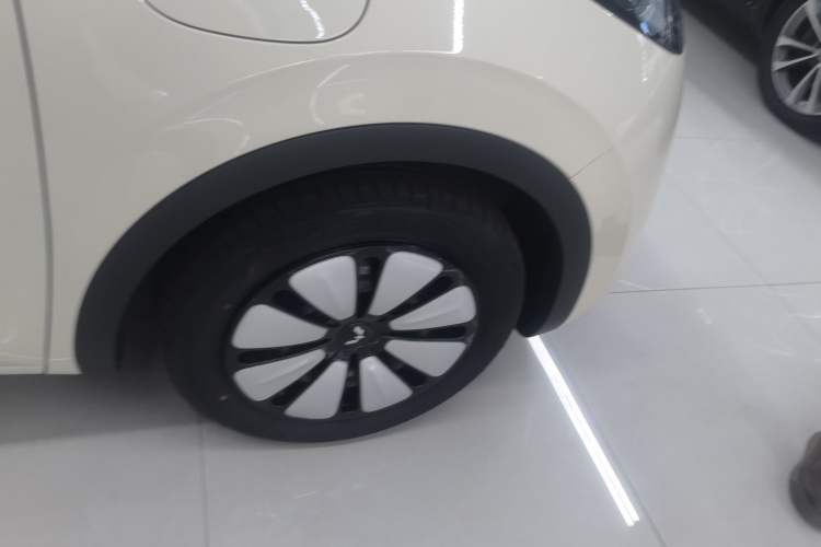 Used Wuling Bingo 2025 333 km Enjoyment Version Right Rear Wheel Hub
