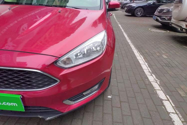 Used Ford Focus 2017 Hatchback 1.6L Automatic Fashion Edition Smart Drive Version