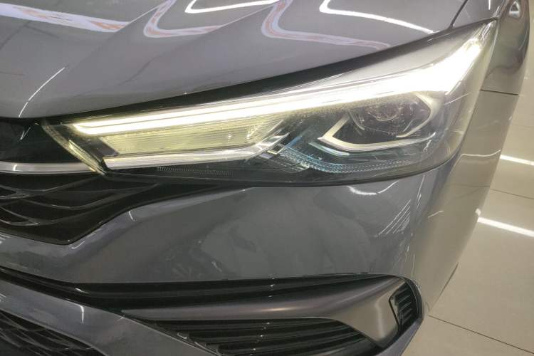 Used Roewe i5 2021 1.5L CVT Diamond Edition Left Front Headlight