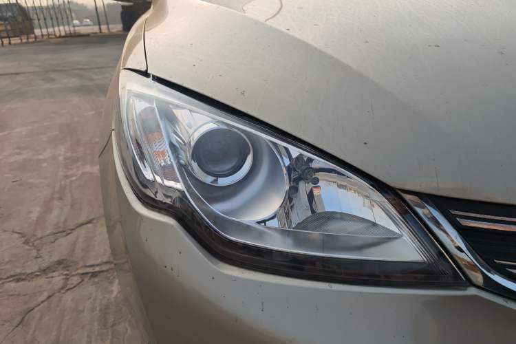 Used Roewe 360 2015 1.5L Manual Luxury Edition