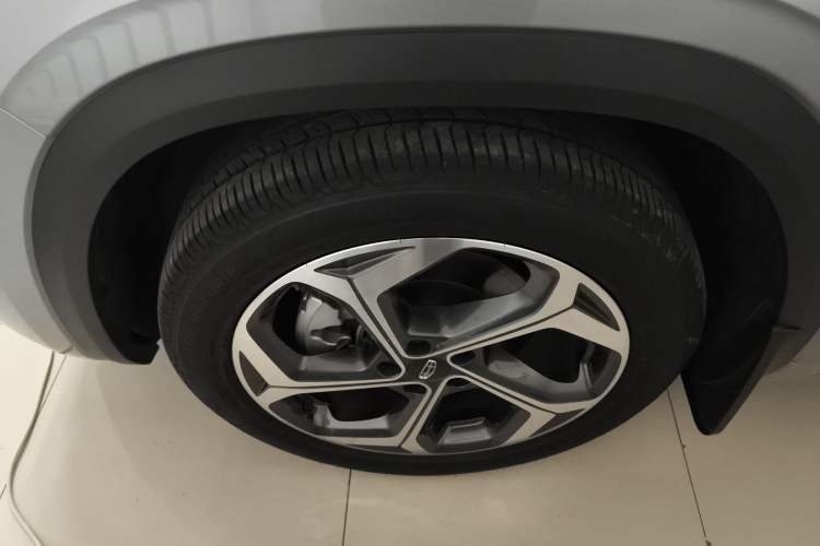 Used Geely Auto Monjaro L 2024 2.0TD High-Power Automatic Two-Wheel Drive Yunqi Version