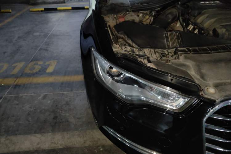 Used Audi A6L 2012 35 FSI Comfort Model Right Front Headlight