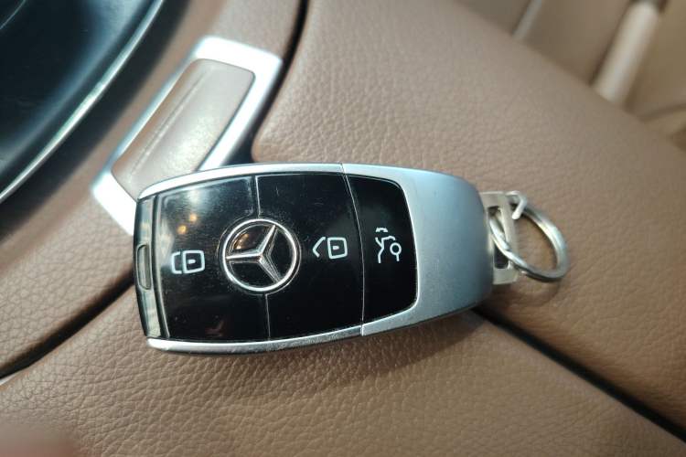 Used Mercedes-Benz E-Class 2018 Restyled E 300 L Sport Luxury Edition
