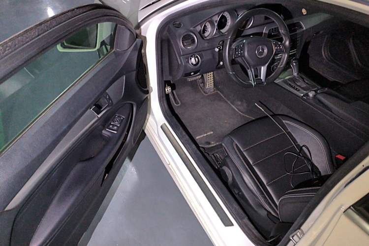 Used Mercedes-Benz C-Class 2013 C 180 Coupe Driver Seat